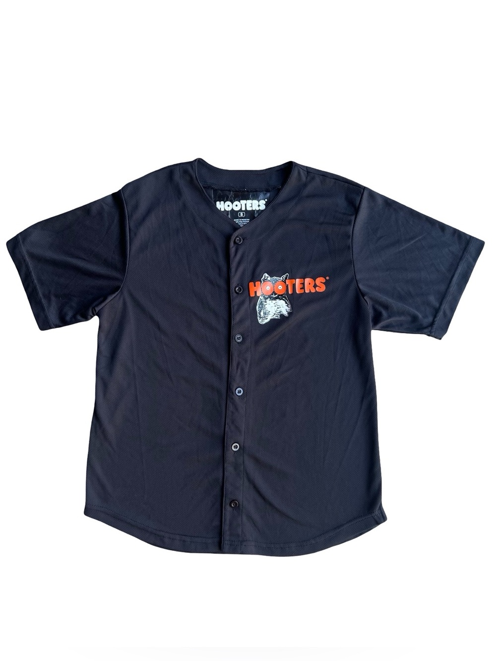 HOOTERS Makes You Happy Mens S Button-Up Black Logo Graphic Jersey “83” Funny